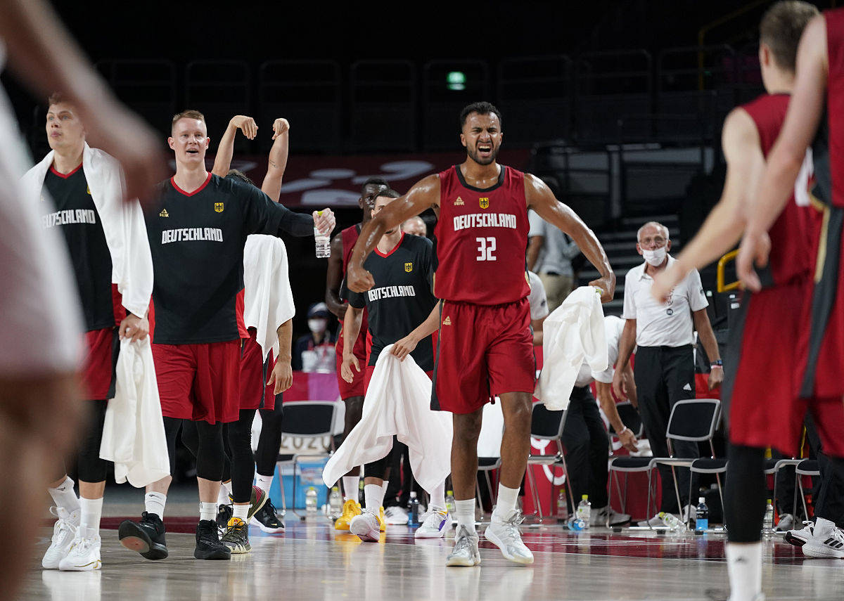 开云入口包含清晨圣安东尼奥马刺备战法国杯辽宁本钢主帅复盘备战足总杯，姆巴佩在切尔西比赛中高光表现看傻球迷的词条